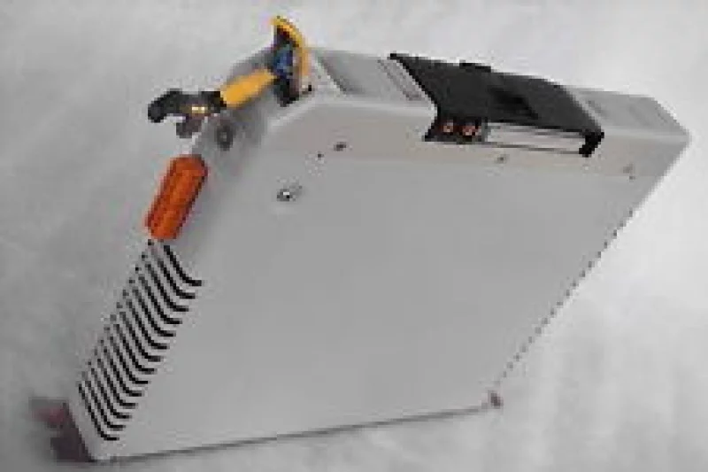 1394-AM04A AXIS модуль 3кВт4.5А CONT 9А PEAK